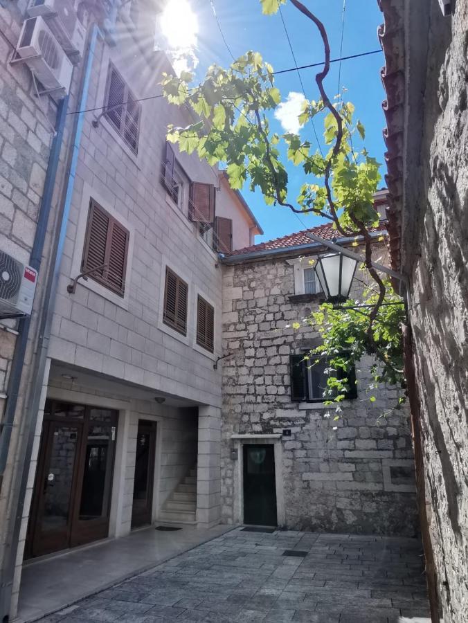 Apartman R.R. Omiš Εξωτερικό φωτογραφία